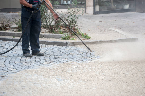 Best Oil and Grease Removal from Surfaces in Knoxville, IA